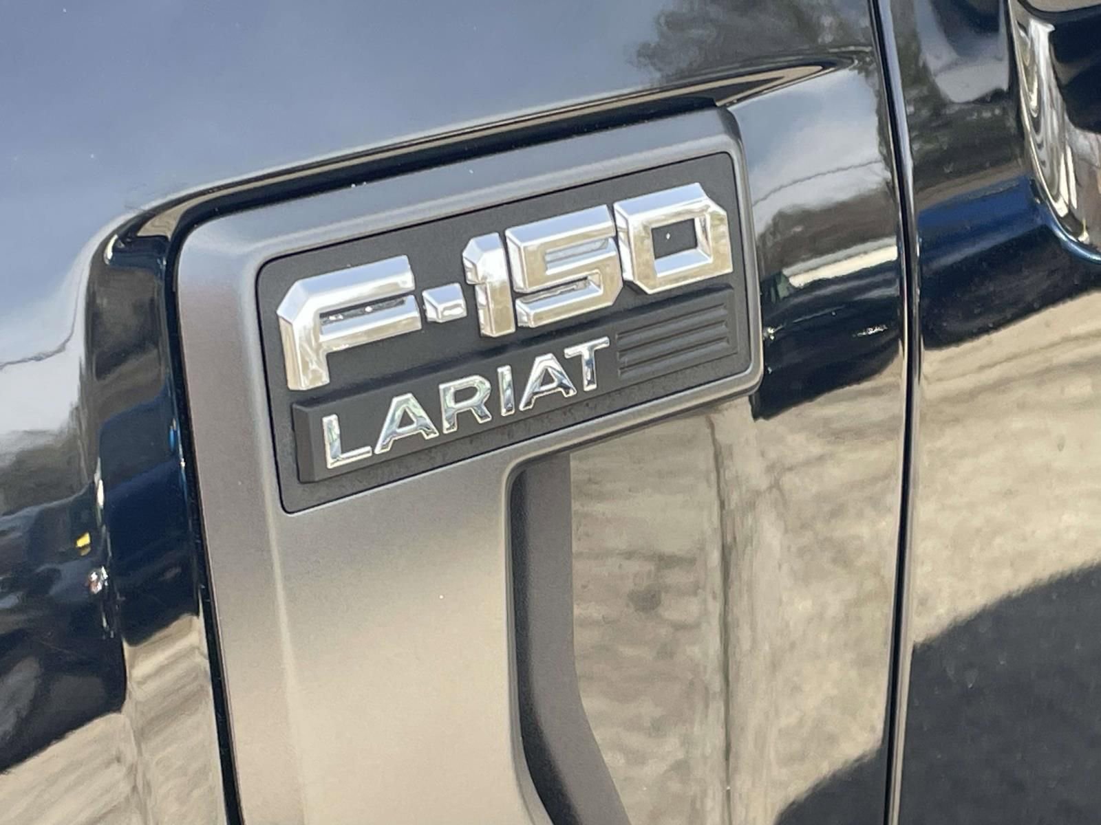 Certified 2023 Ford F150 Lariat image 10