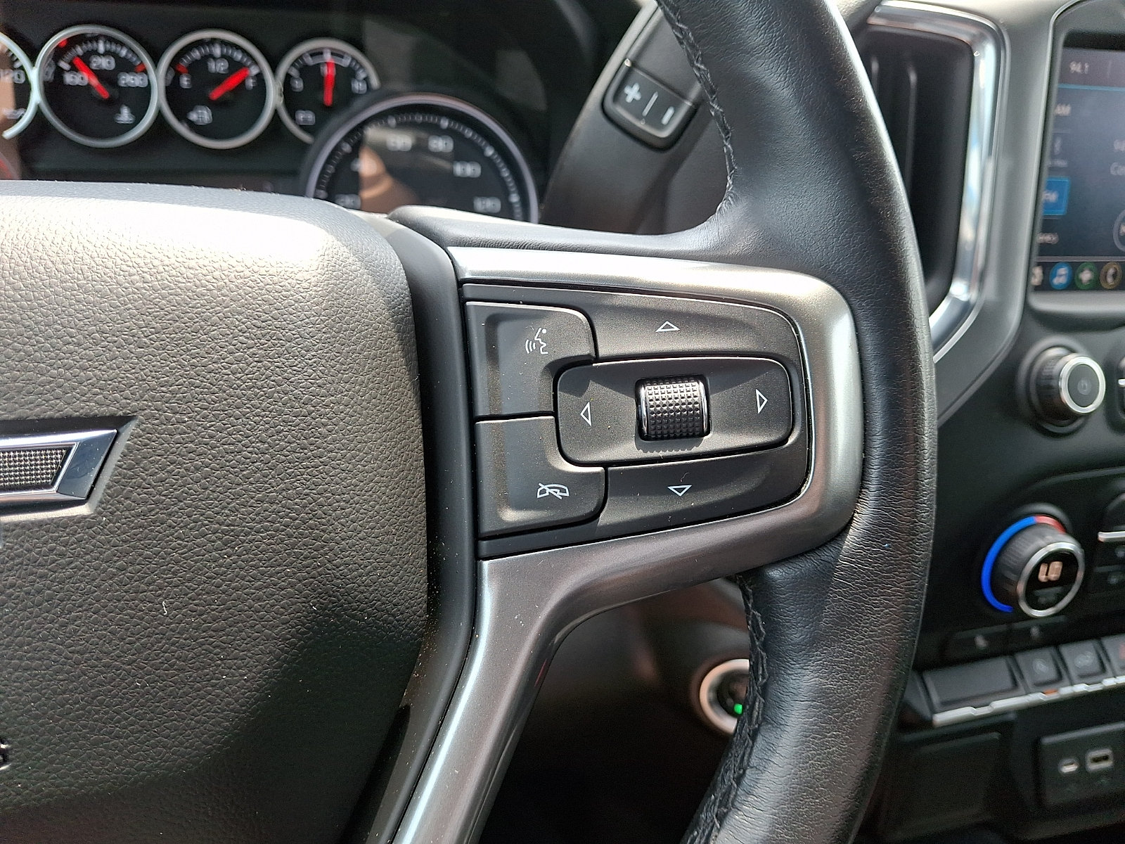 Certified 2020 Chevrolet Silverado 1500 RST w/ All-Star Edition RWD image 20