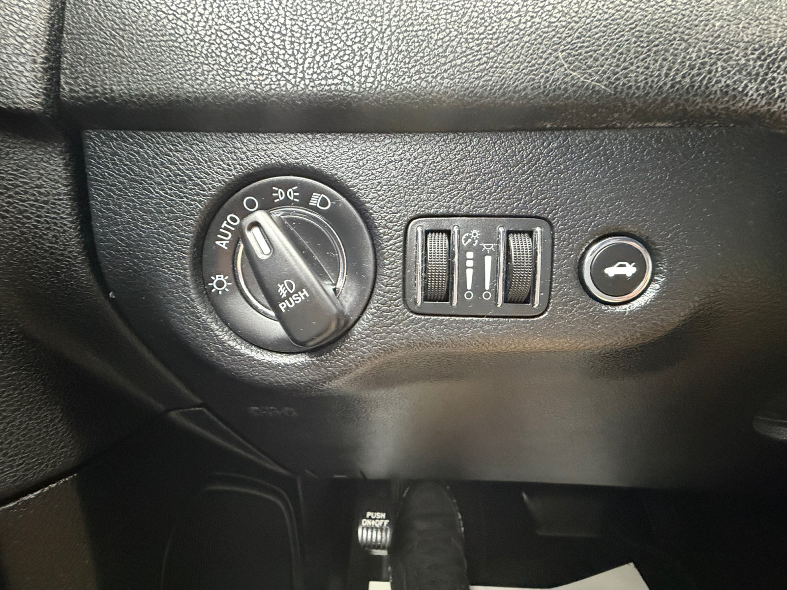 Used 2016 Chrysler 300 C AWD/4WD image 28