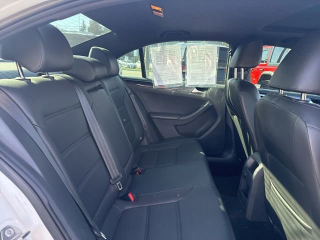 Used 2018 Volkswagen Jetta Sport image 12