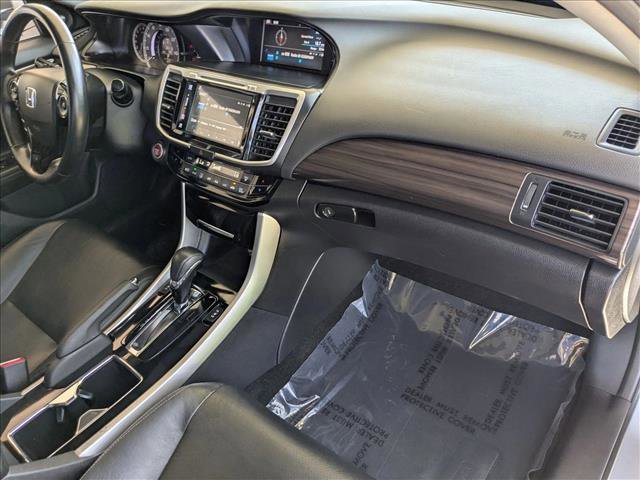 Used 2017 Honda Accord EX-L image 21