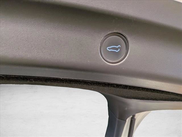 Used 2020 Tesla Model Y Long Range AWD/4WD image 7
