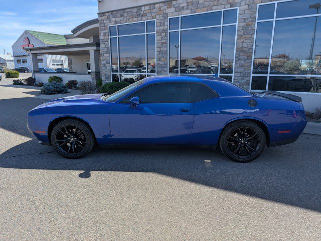 Used 2018 Dodge Challenger SXT Plus image 2