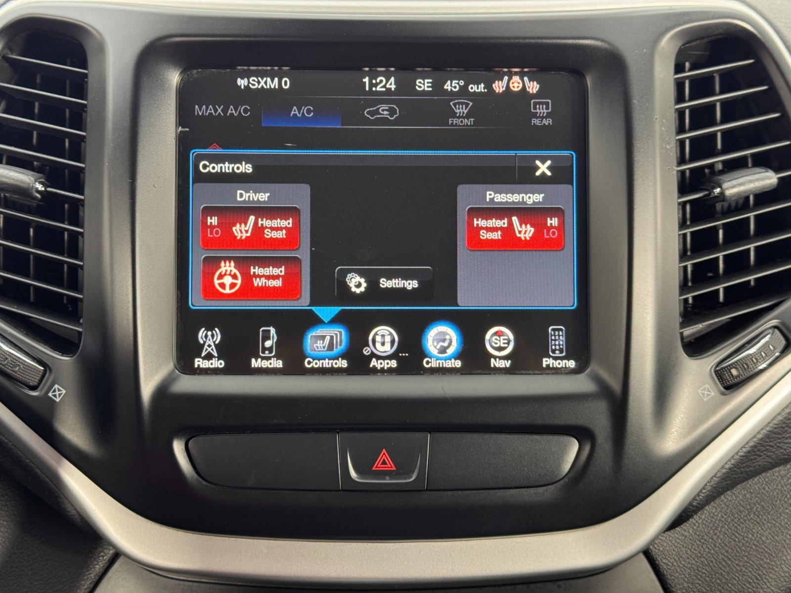 Used 2017 Jeep Cherokee Trailhawk w/ Cold Weather Group image 24