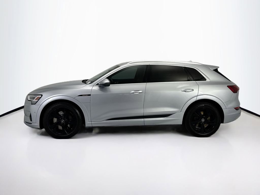 Certified 2023 Audi e-tron Premium Plus w/ Premium Plus Package AWD/4WD image 8