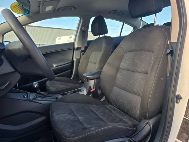 Used 2016 Kia Forte LX FWD image 10