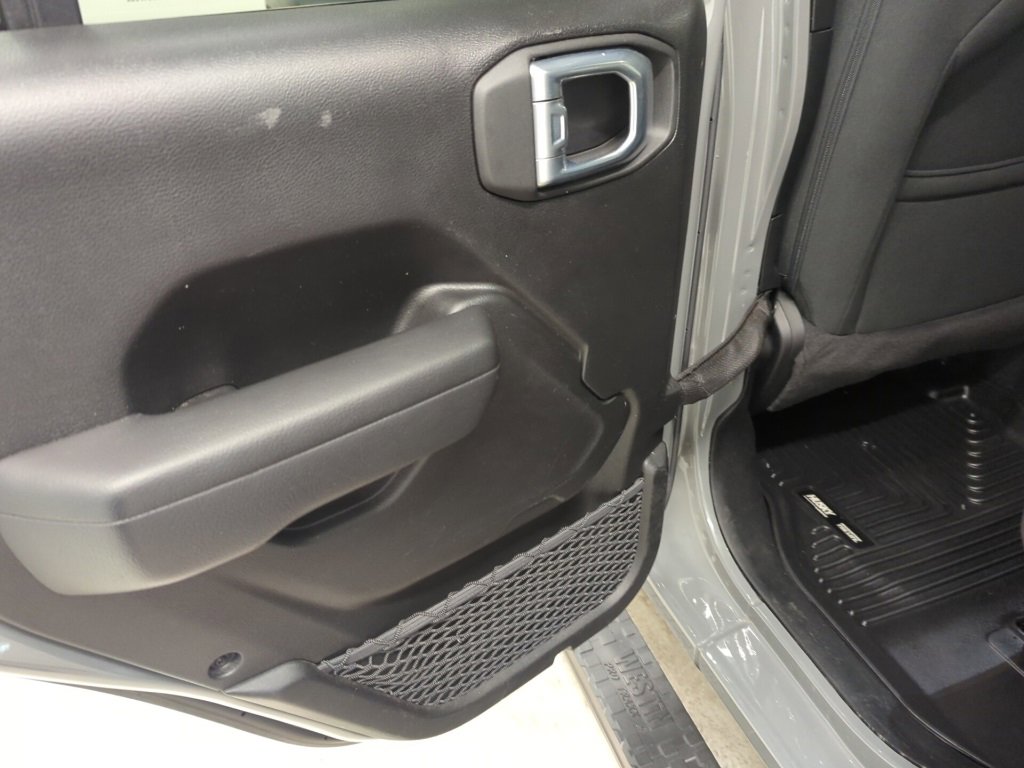 Used 2023 Jeep Wrangler Sport image 10