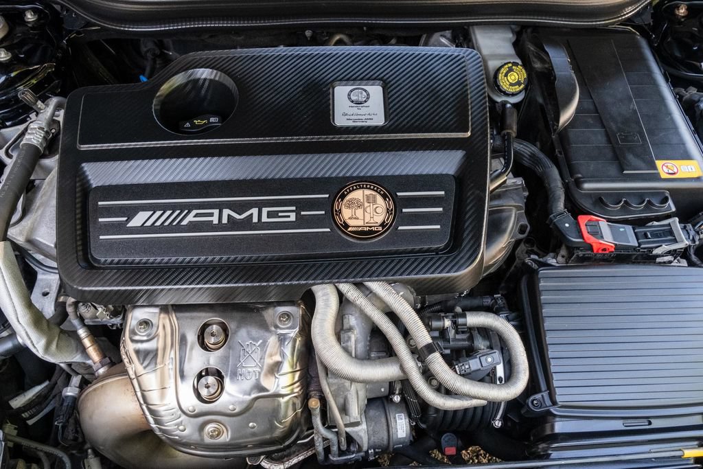 Used 2015 Mercedes-Benz GLA 45 AMG 4MATIC image 39