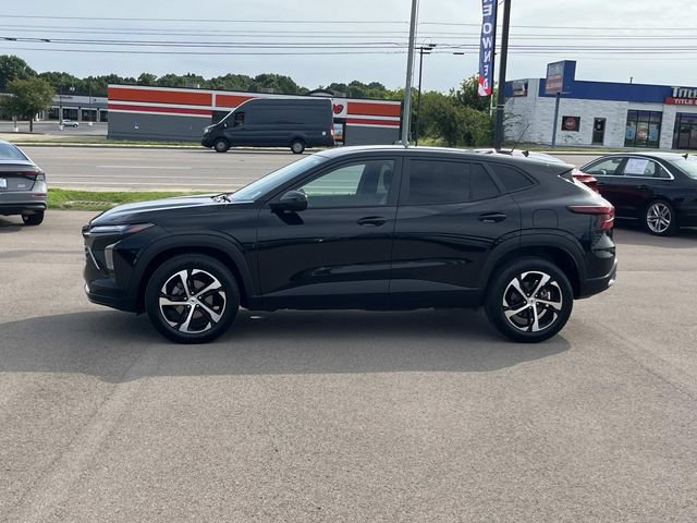 Certified 2025 Chevrolet Trax RS w/ Driver Confidence Package FWD image 7