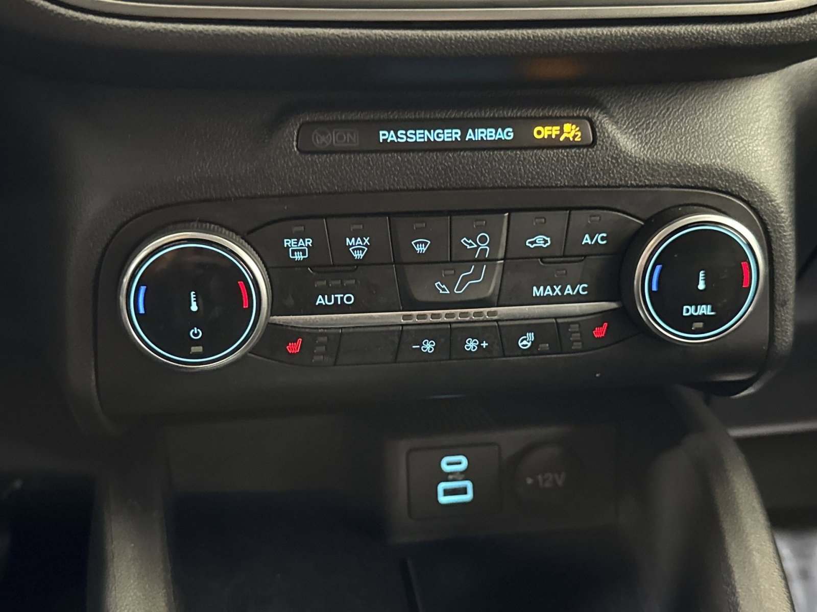 Used 2023 Ford Escape Active AWD/4WD image 25