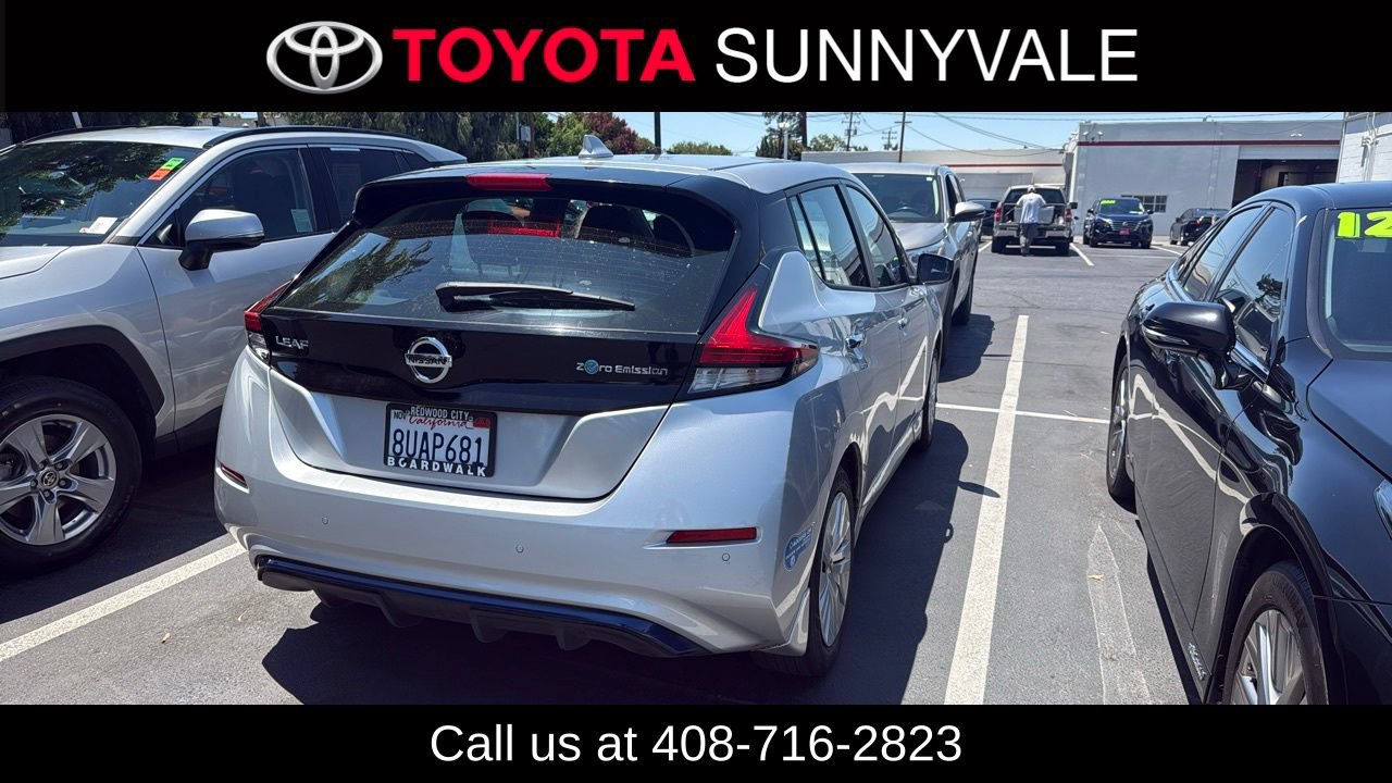 Used 2020 Nissan Leaf S FWD image 2