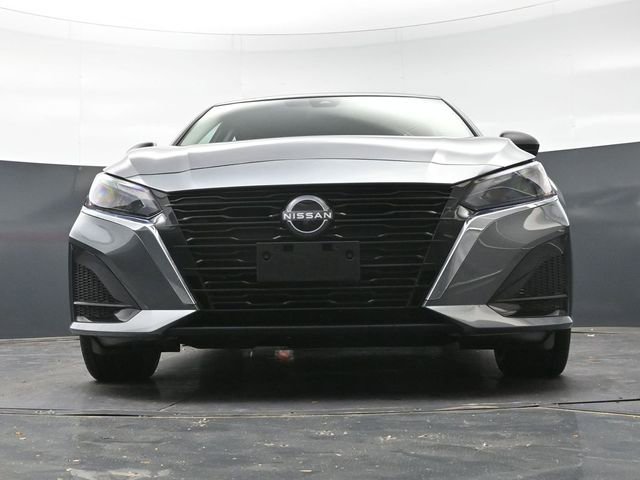 Used 2025 Nissan Altima 2.5 SV image 34