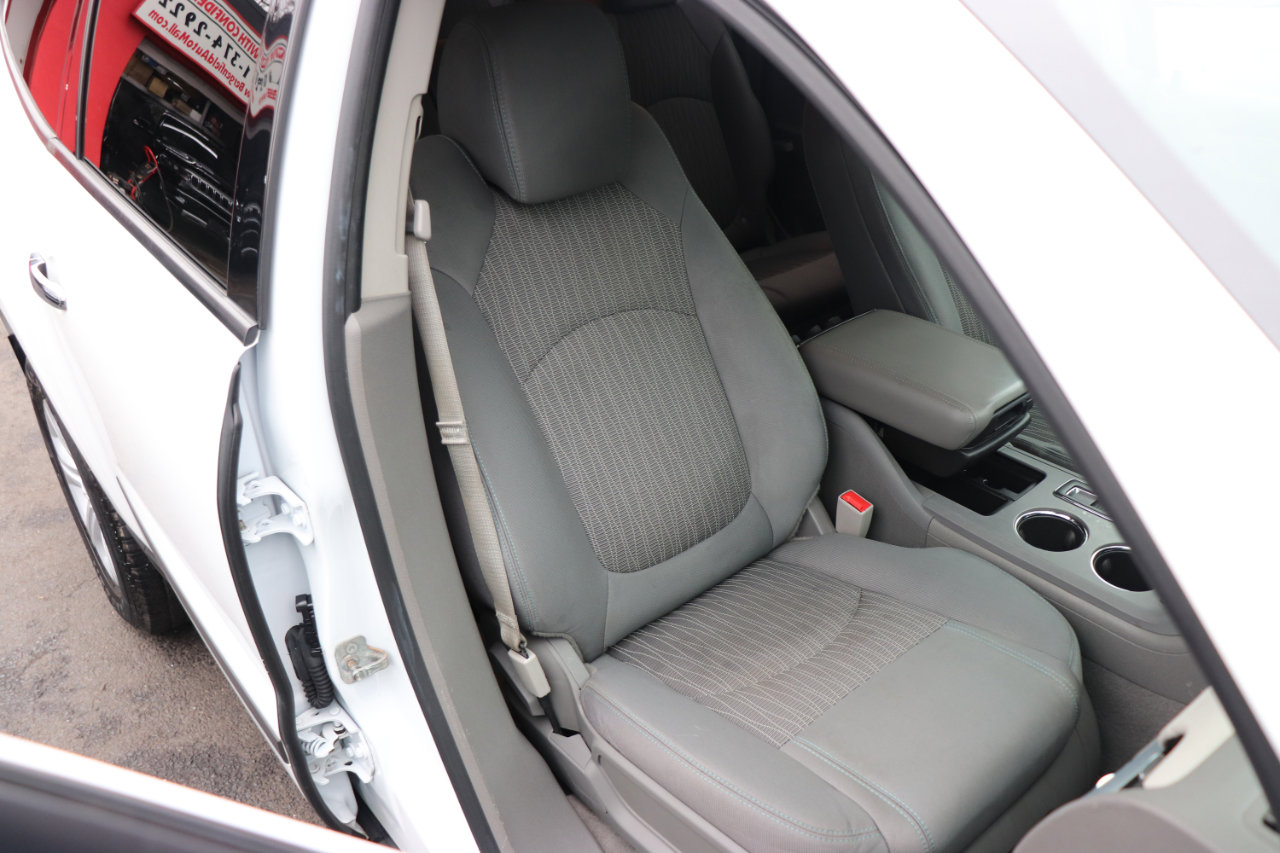 Used 2017 Chevrolet Traverse LS image 15