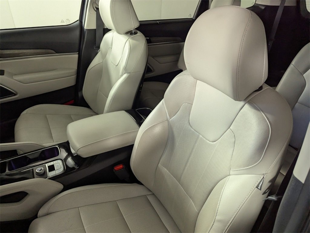 Used 2022 Kia Telluride SX w/ Towing Package image 12