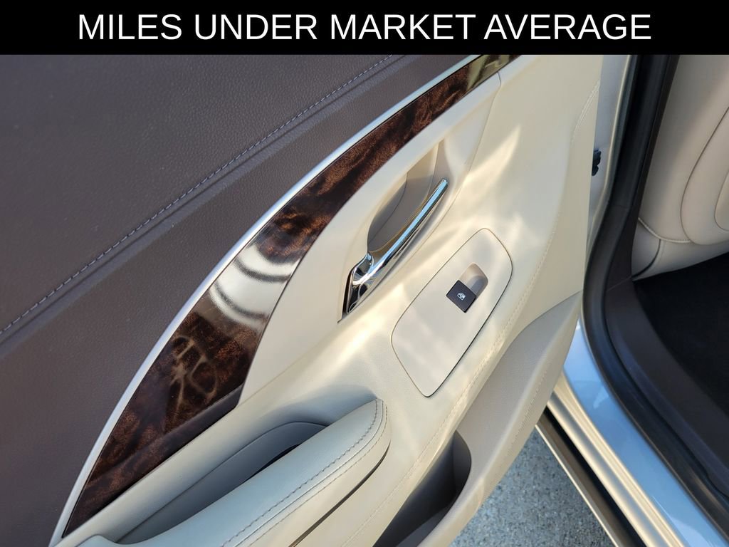 Used 2016 Buick LaCrosse Sport Touring FWD image 13