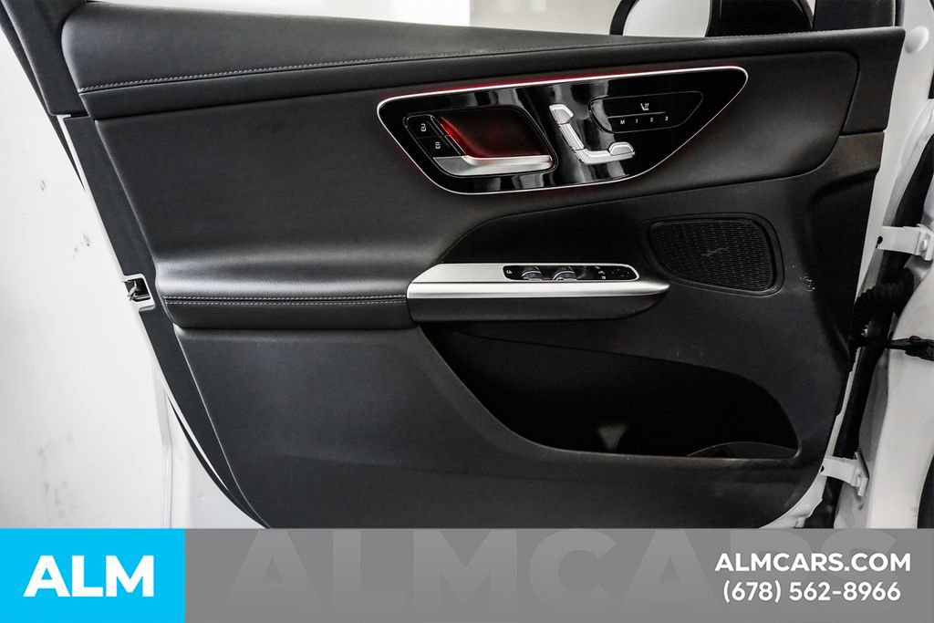 Used 2024 Mercedes-Benz GLC 300 4MATIC w/ AMG Line image 47