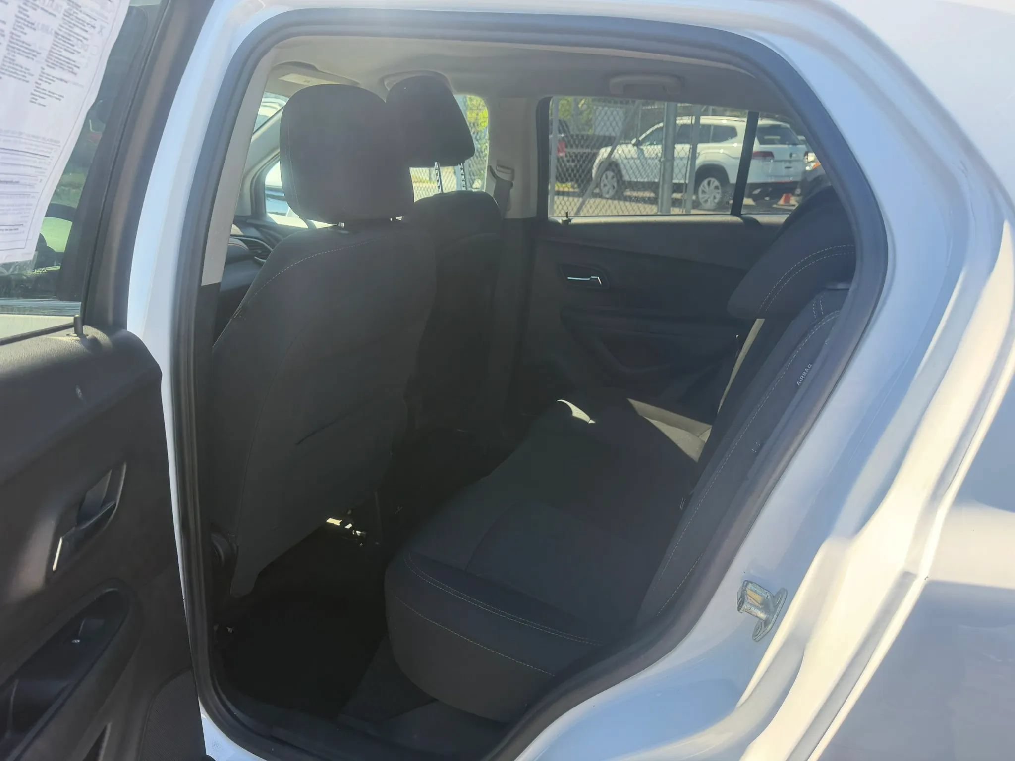 Used 2020 Chevrolet Trax LT AWD/4WD image 29