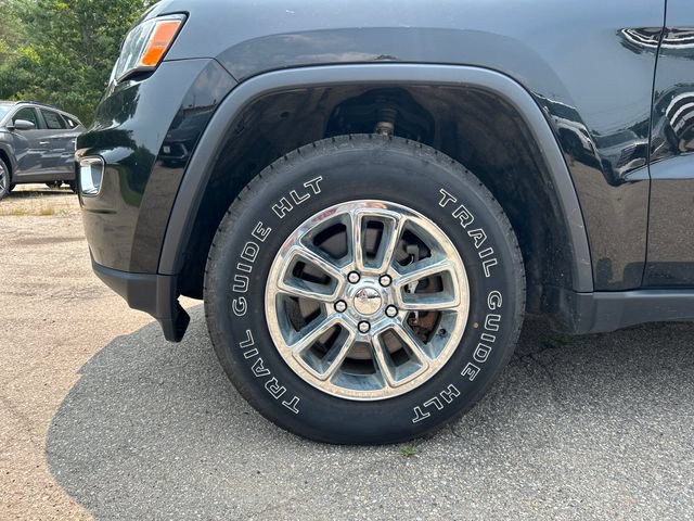 Used 2018 Jeep Grand Cherokee Laredo AWD/4WD image 11