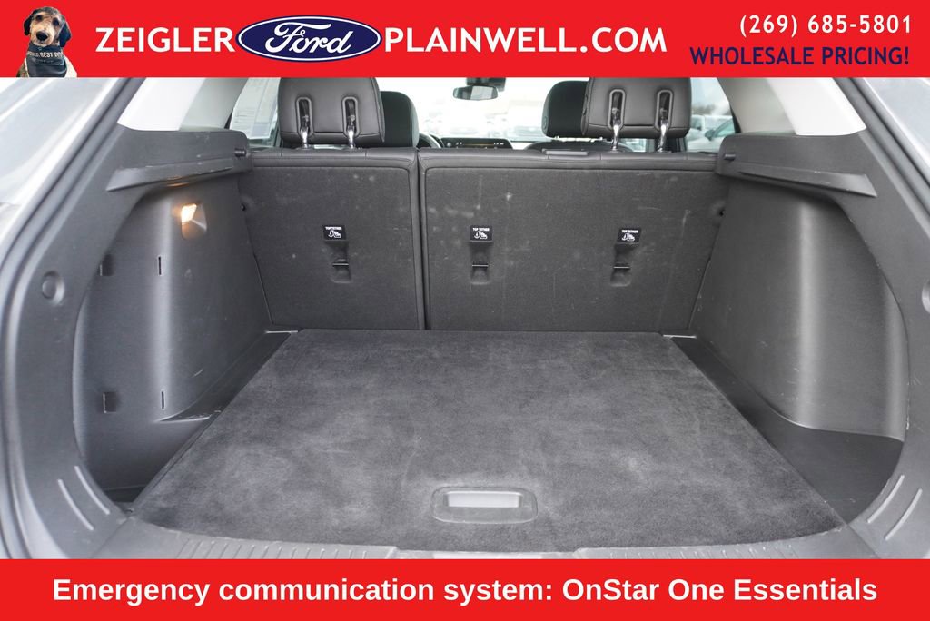 Used 2025 Chevrolet Trax LT w/ LT Convenience Package image 10