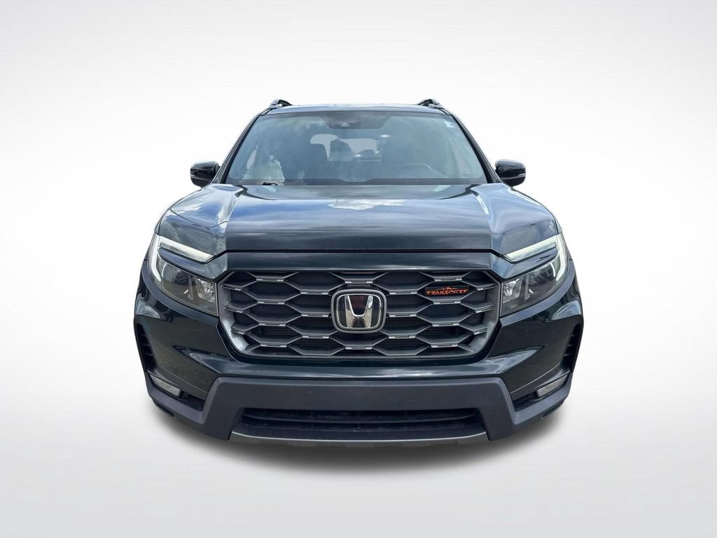 Used 2022 Honda Passport TrailSport image 2