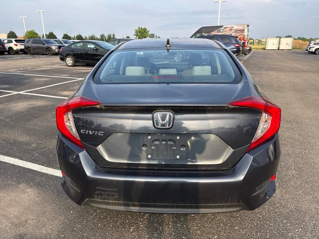 Used 2018 Honda Civic EX image 9