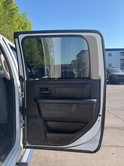 Used 2017 RAM 2500 Tradesman w/ Chrome Appearance Group image 22