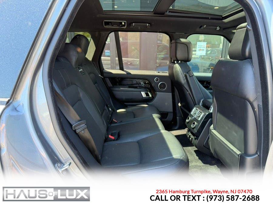 Used 2018 Land Rover Range Rover HSE AWD/4WD image 19