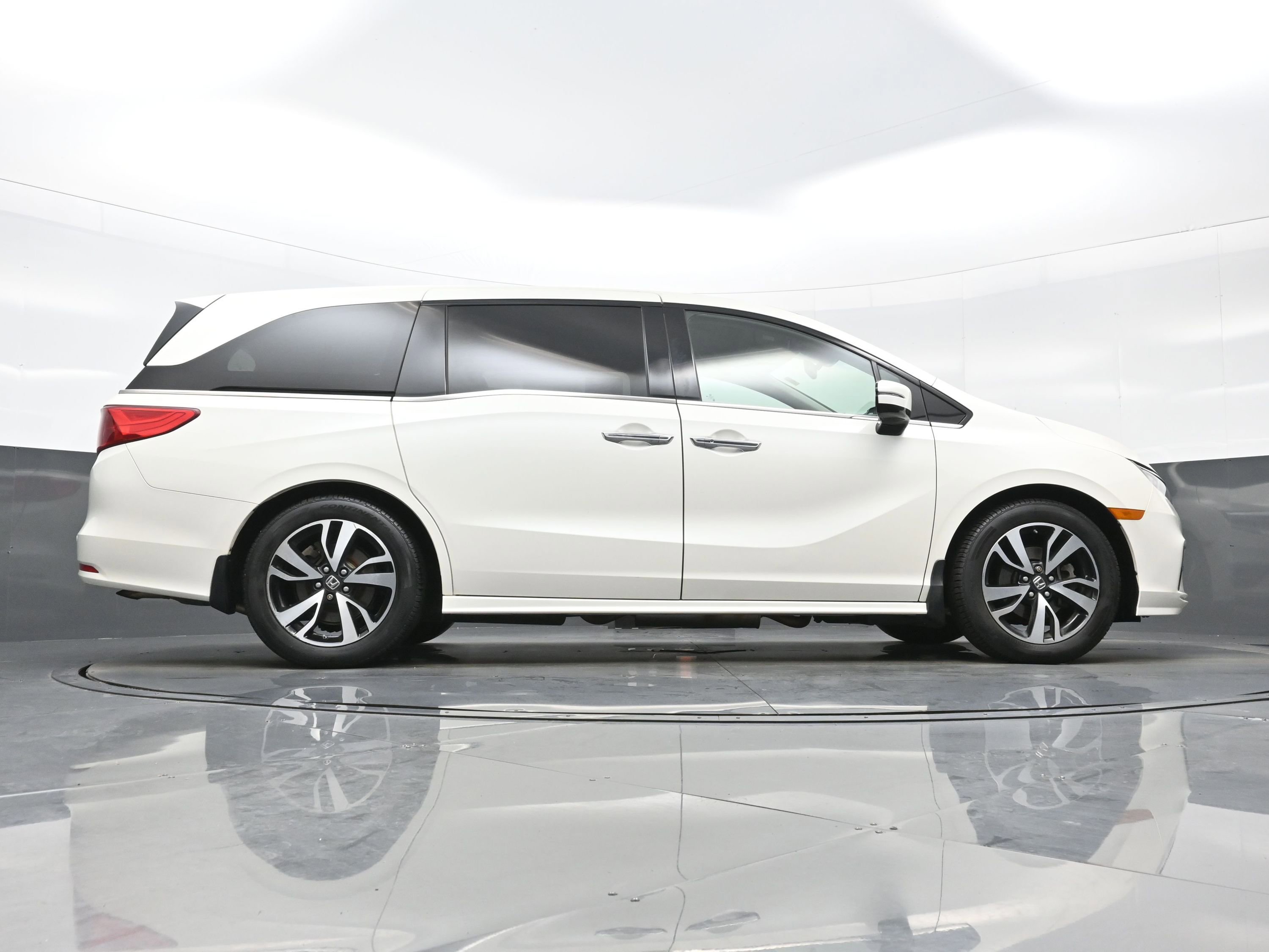 Used 2019 Honda Odyssey Elite image 33