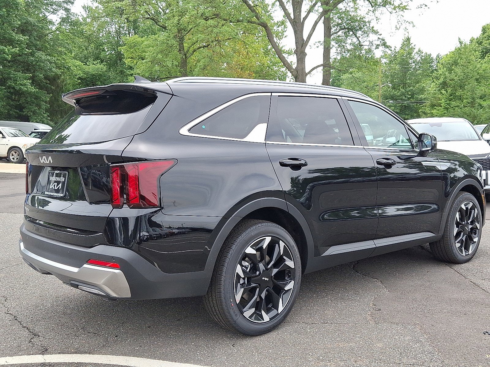 New 2025 Kia Sorento EX image 4