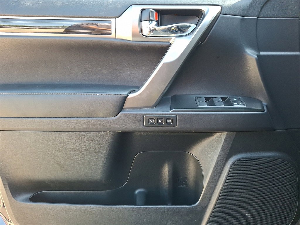Used 2022 Lexus GX 460 Premium image 12