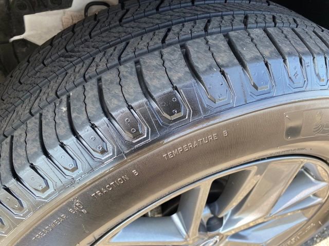 Used 2023 Nissan Rogue S image 22