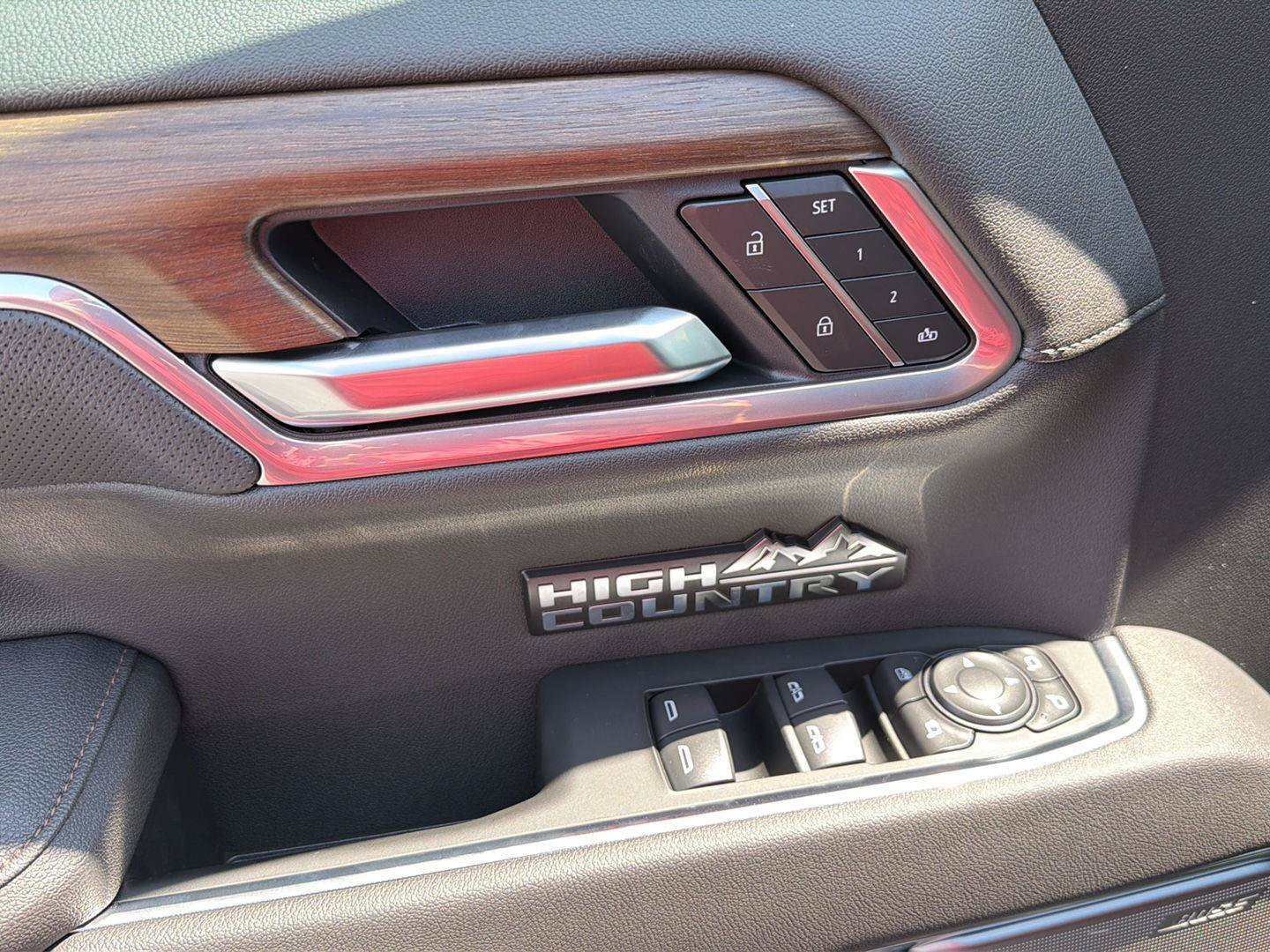 New 2026 Chevrolet Silverado 1500 High Country w/ High Country Premium Package AWD/4WD image 34