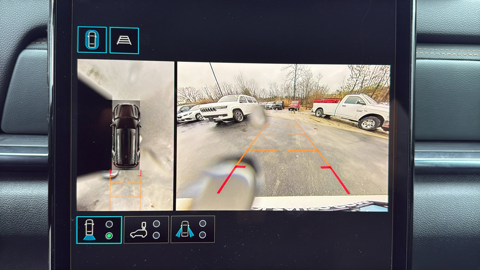 Used 2026 GMC Terrain AT4 w/ Technology Package II image 20