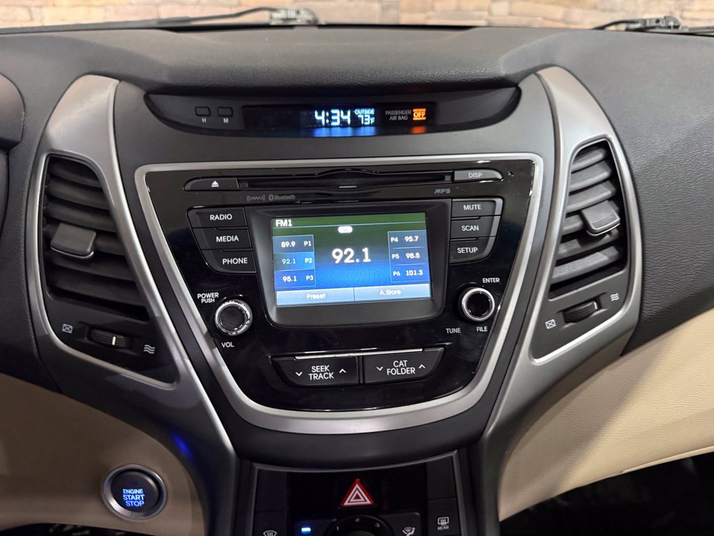 Used 2016 Hyundai Elantra Value Edition FWD image 19