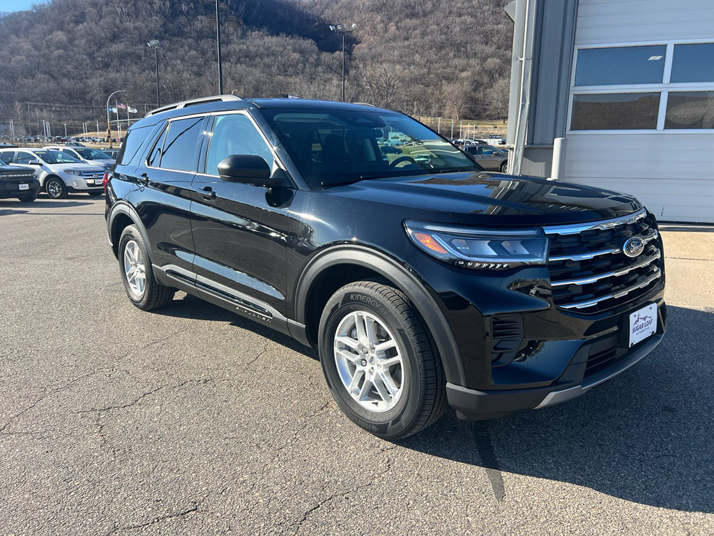 New 2026 Ford Explorer Active image 3