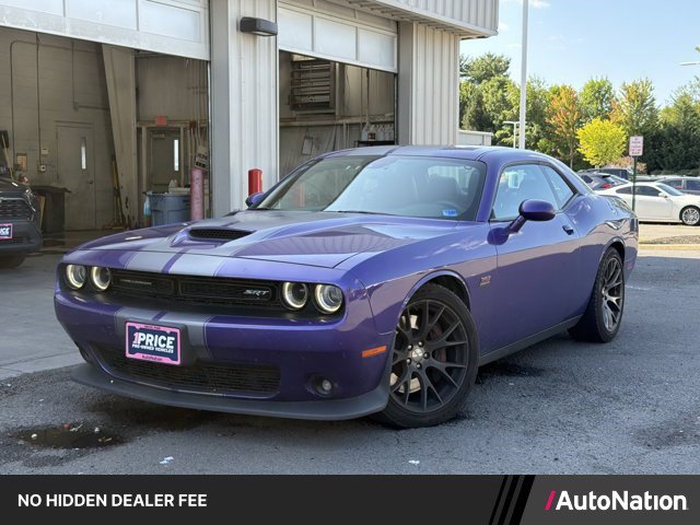 Used 2016 Dodge Challenger SRT w/ Technology Group RWD video 1