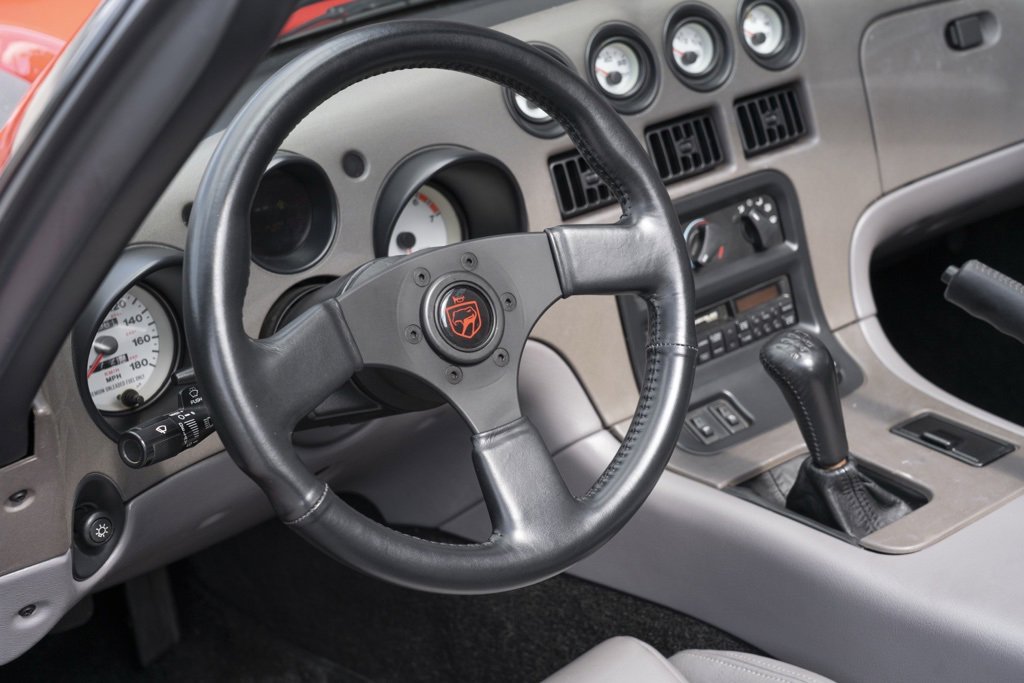 Used 1993 Dodge Viper RT/10 image 17