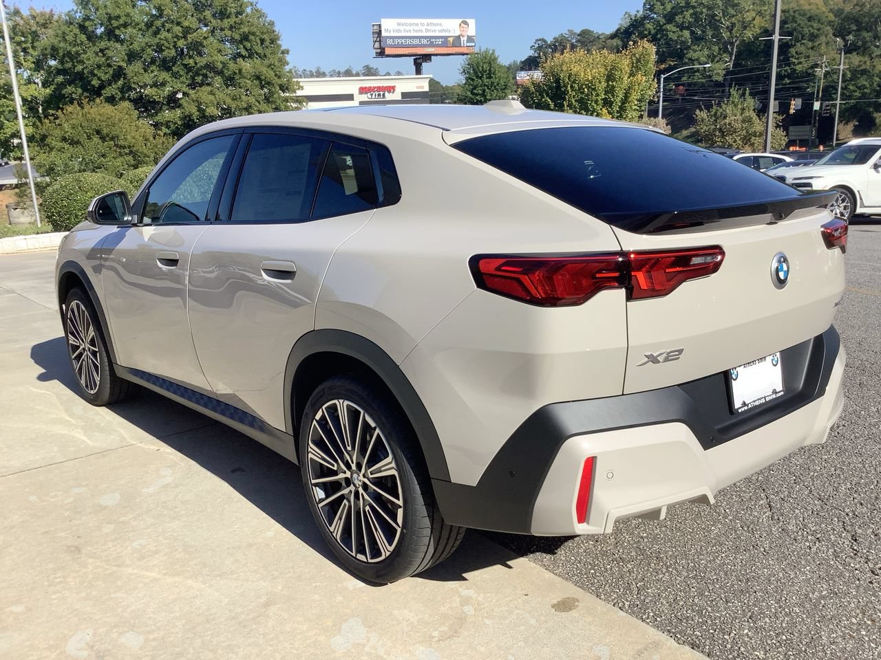 New 2027 BMW X2 xDrive28i w/ Technology Package AWD/4WD image 6