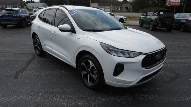 Certified 2023 Ford Escape ST-Line Select w/ Tech Pack #2 image 1