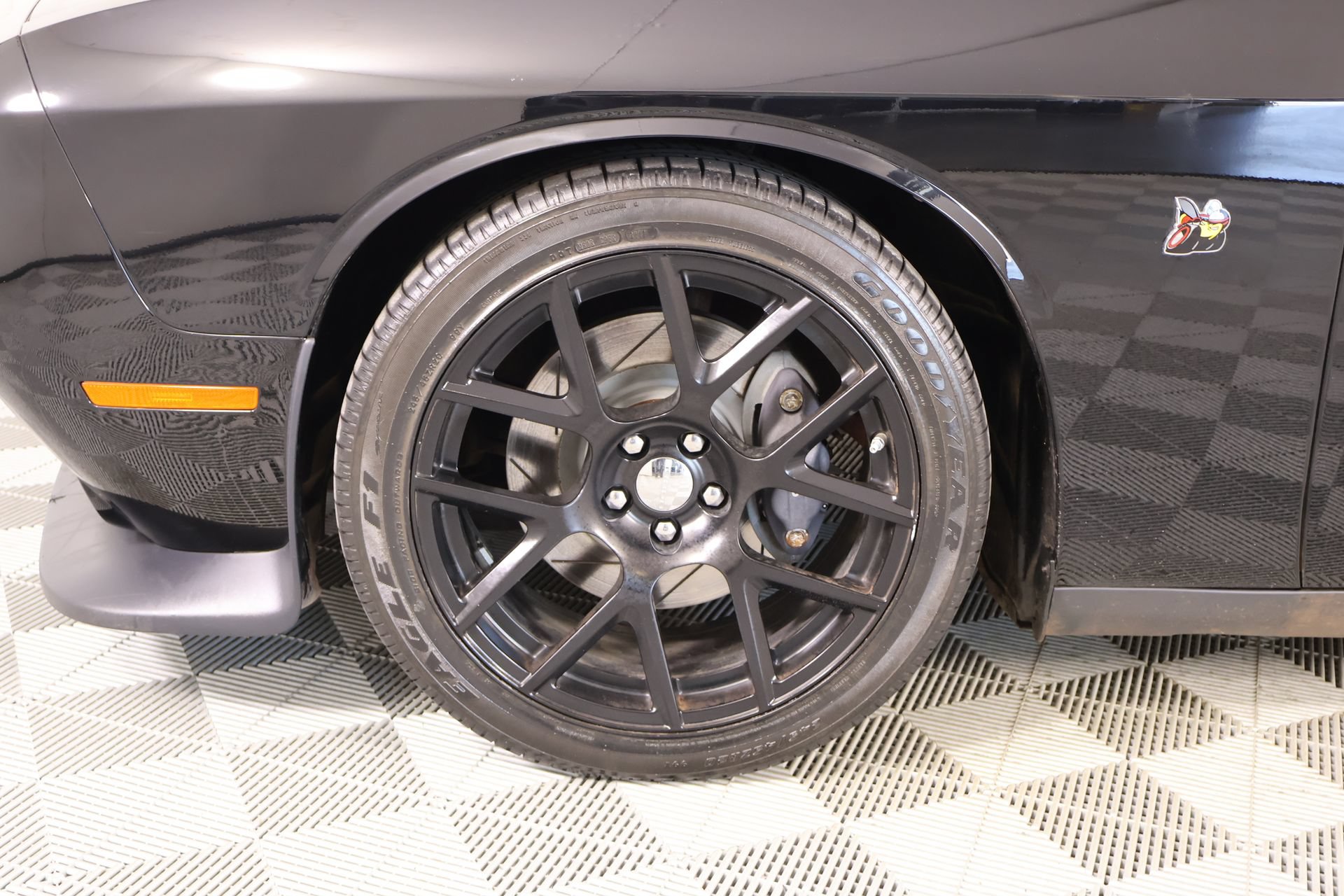 Used 2015 Dodge Challenger R/T Scat Pack RWD image 15