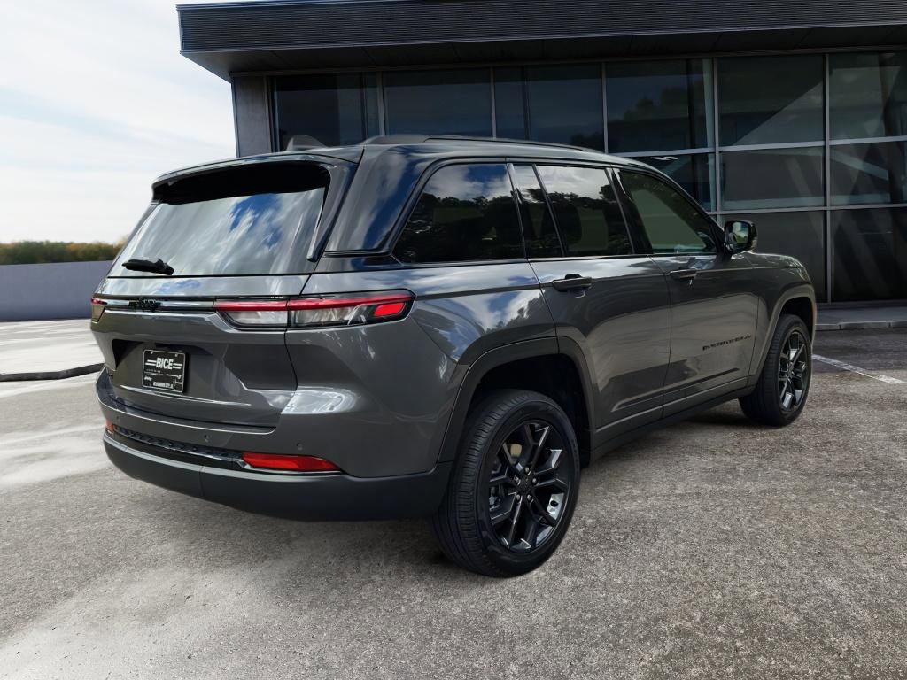 New 2025 Jeep Grand Cherokee Limited image 7