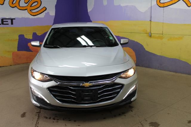 Used 2021 Chevrolet Malibu LT FWD image 2