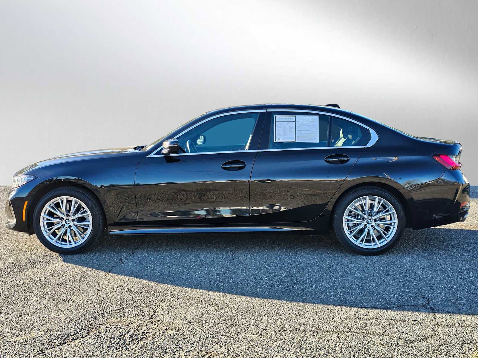 Used 2024 BMW 330i xDrive Sedan image 6