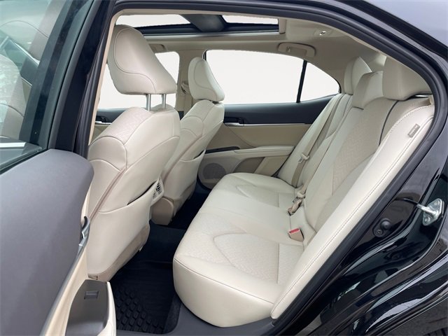 Used 2024 Toyota Camry XLE w/ Navigation Package image 13