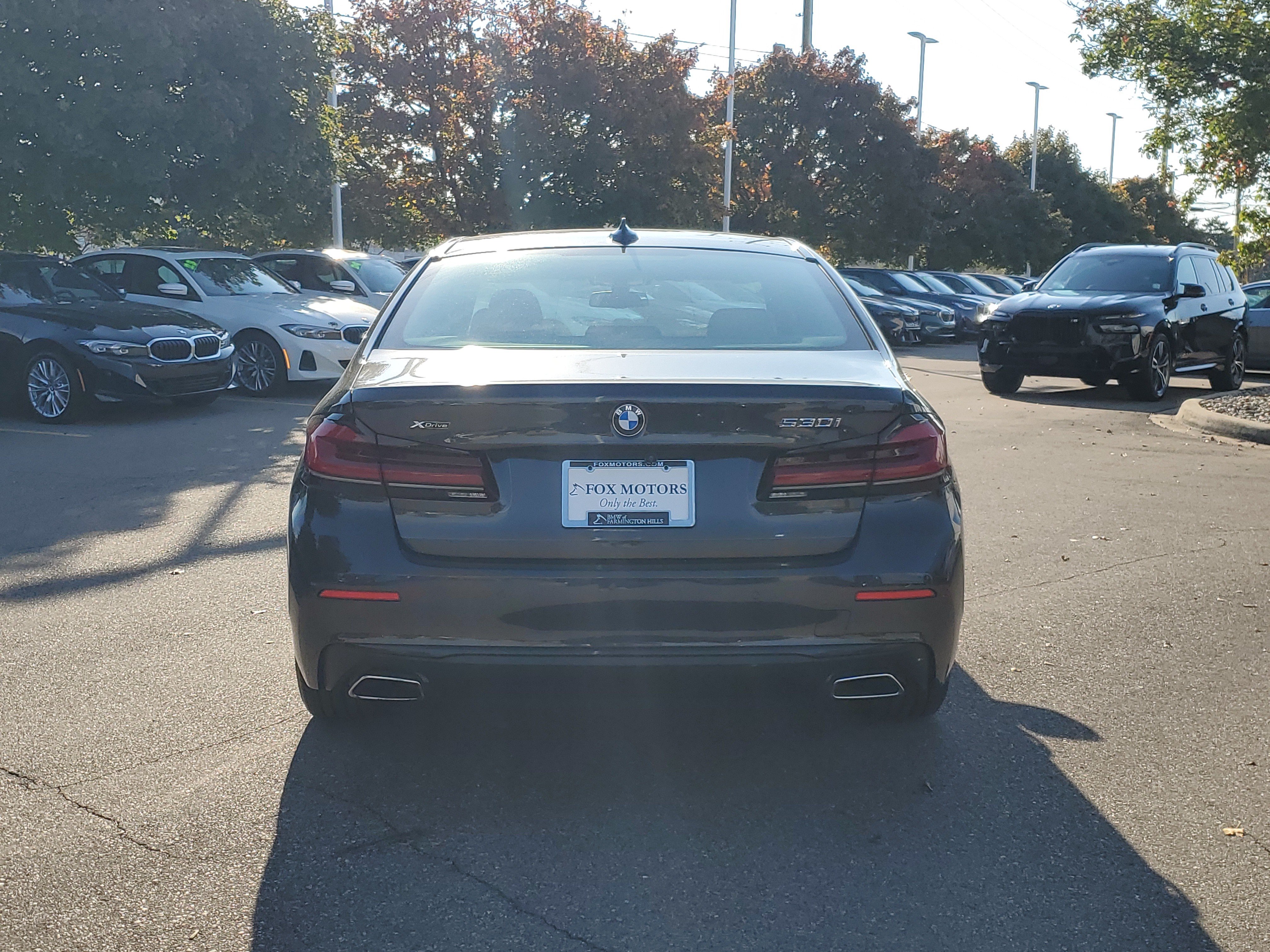 Used 2022 BMW 530i xDrive w/ Premium Package AWD/4WD image 4