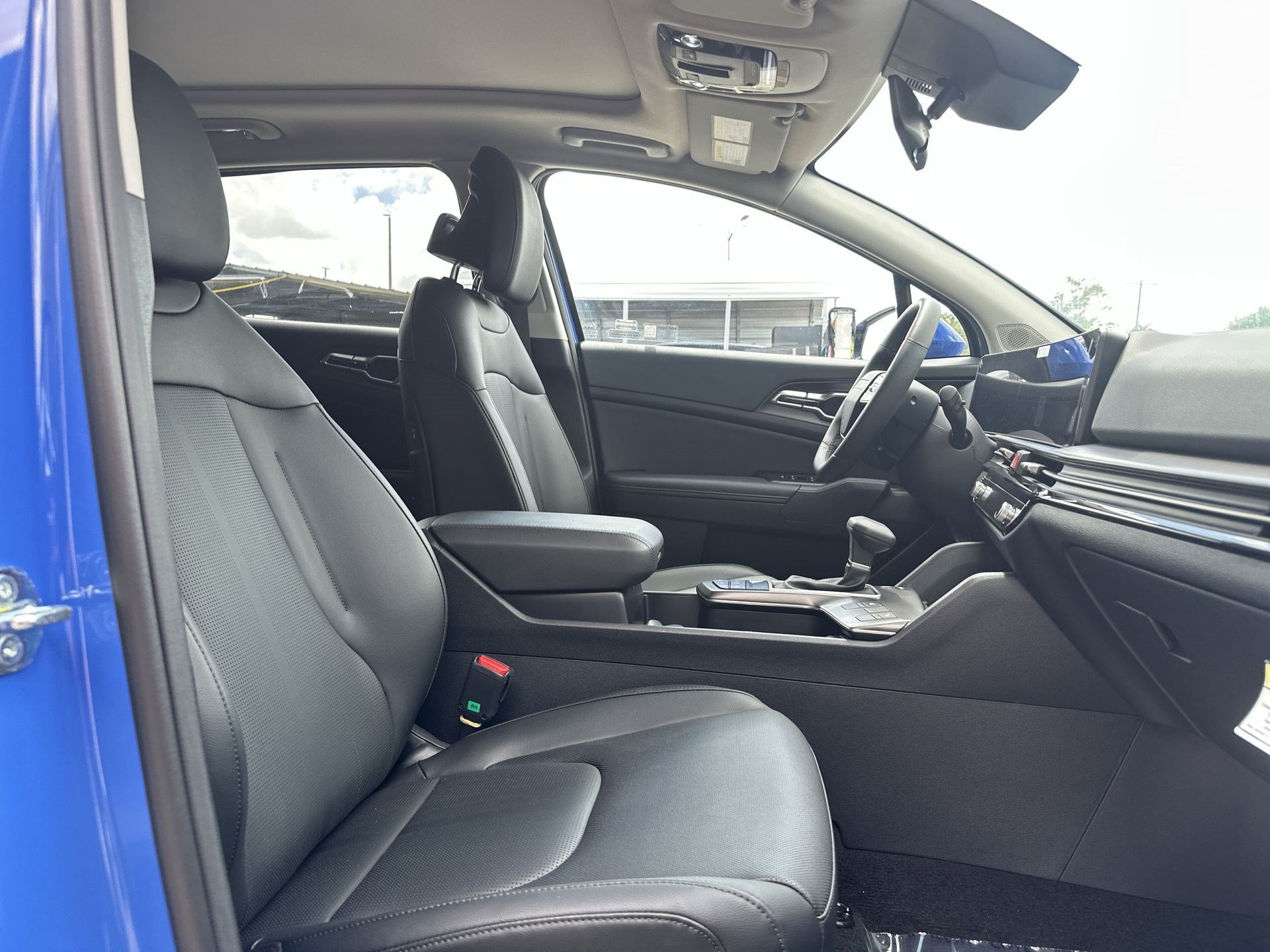 Used 2026 Kia Sportage SX FWD image 25