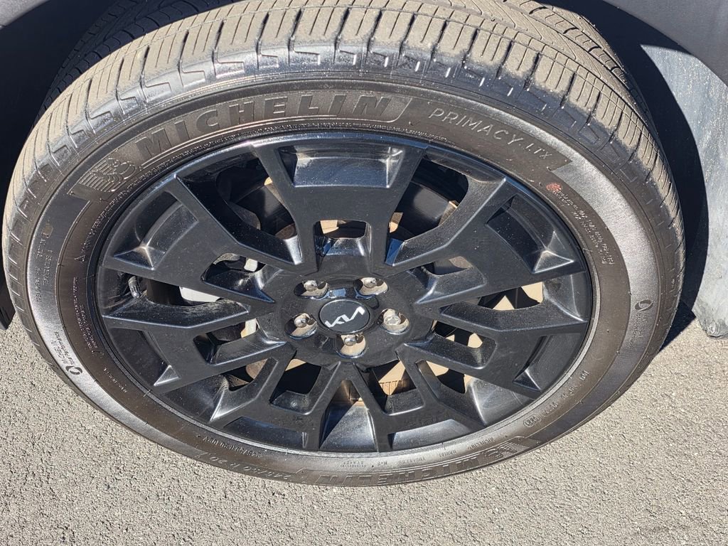 Used 2022 Kia Telluride EX w/ EX Premium Package image 10