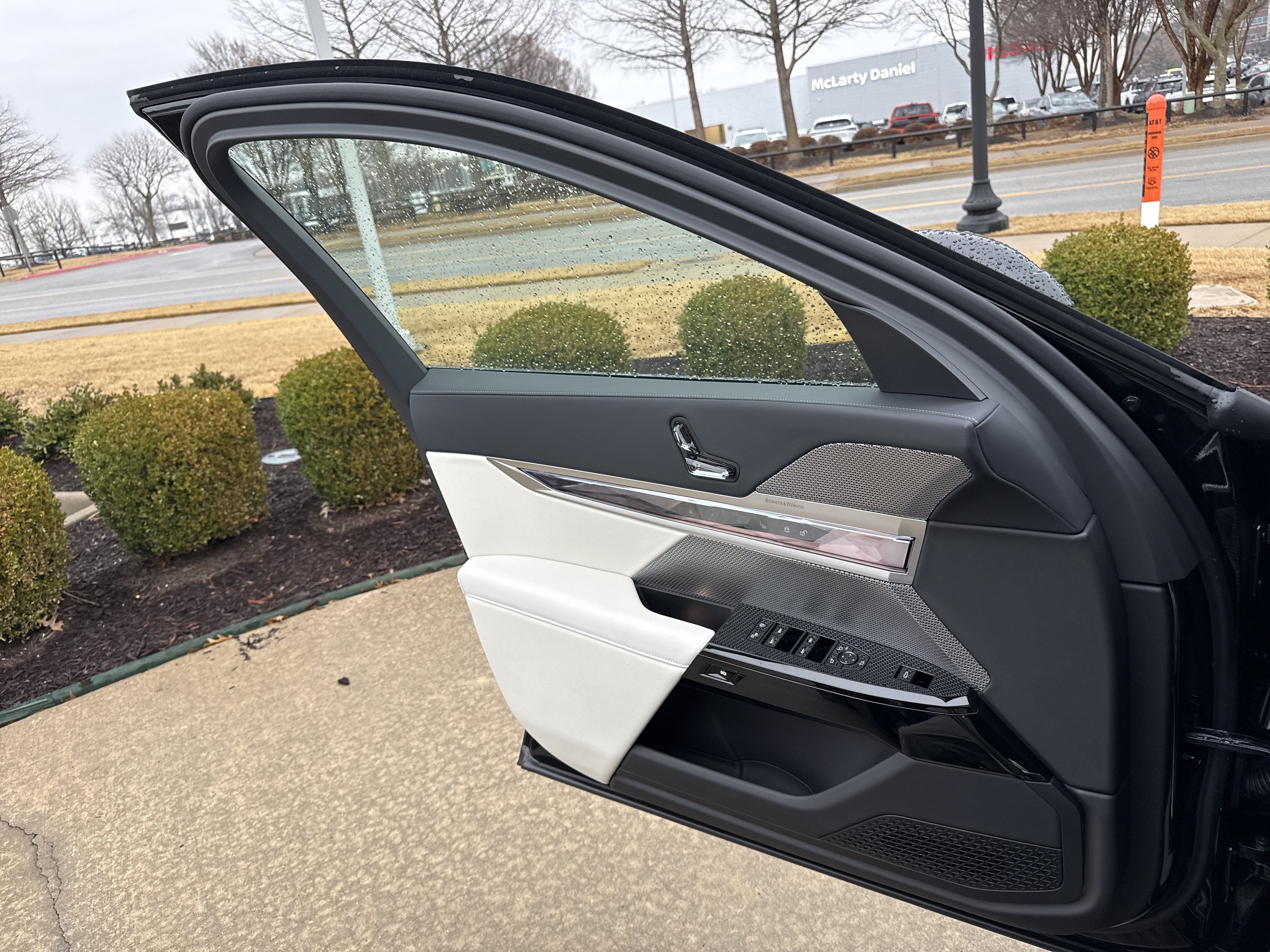 New 2026 BMW 750e xDrive AWD/4WD image 20