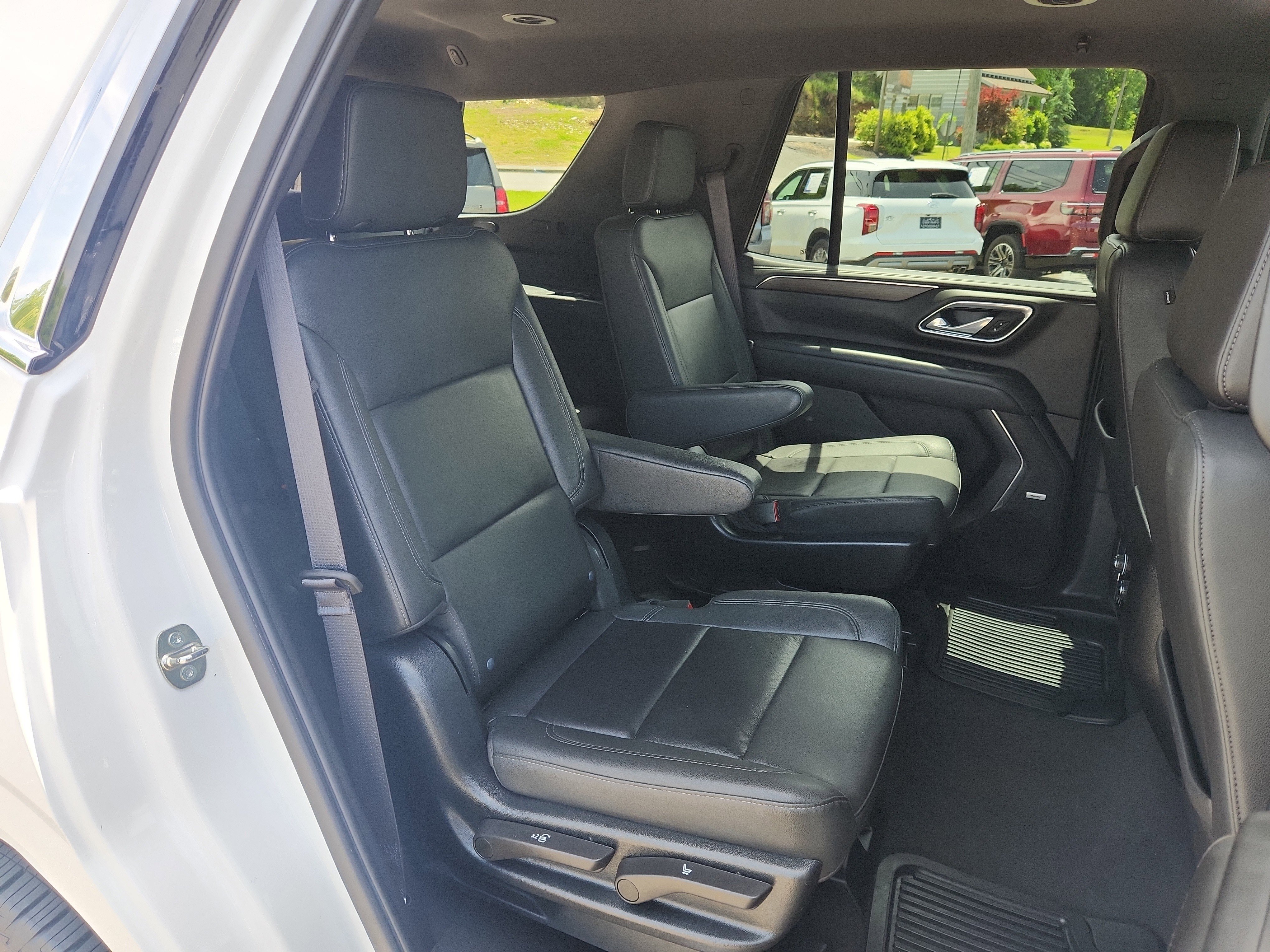 Used 2023 Chevrolet Tahoe LT RWD image 45