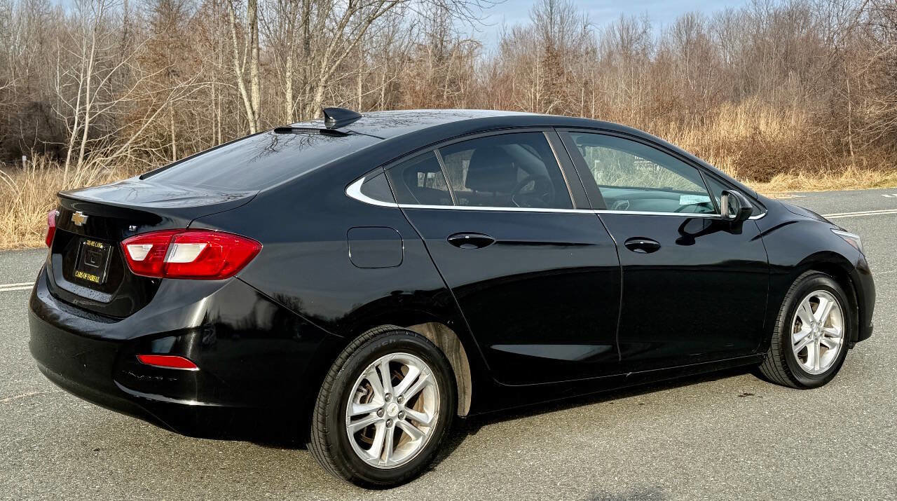 Used 2018 Chevrolet Cruze LT w/ Convenience Package image 2
